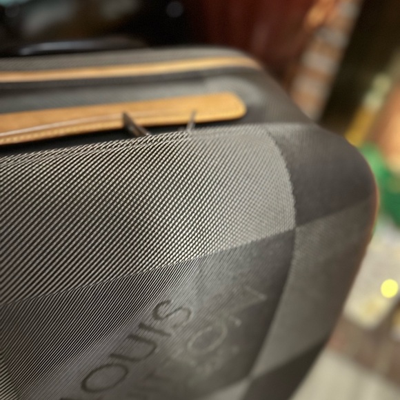 Auth Louis Vuitton Damier Geant Khaki Conqueran 60 M93000 Carry Case affirm now - Picture 6 of 17